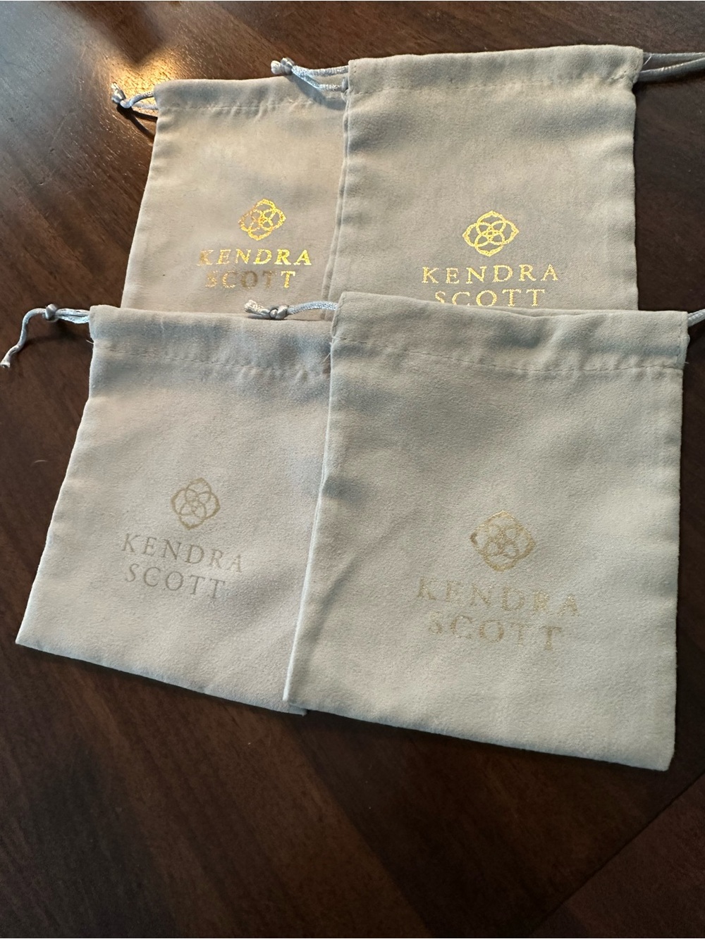 Kendra Scott Soft Gray Drawstring Mini Pouch - Set of 4